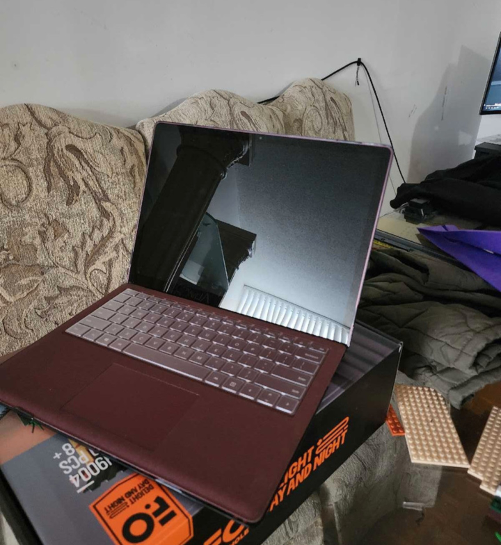 Microsoft Surface Pro 2 laptop