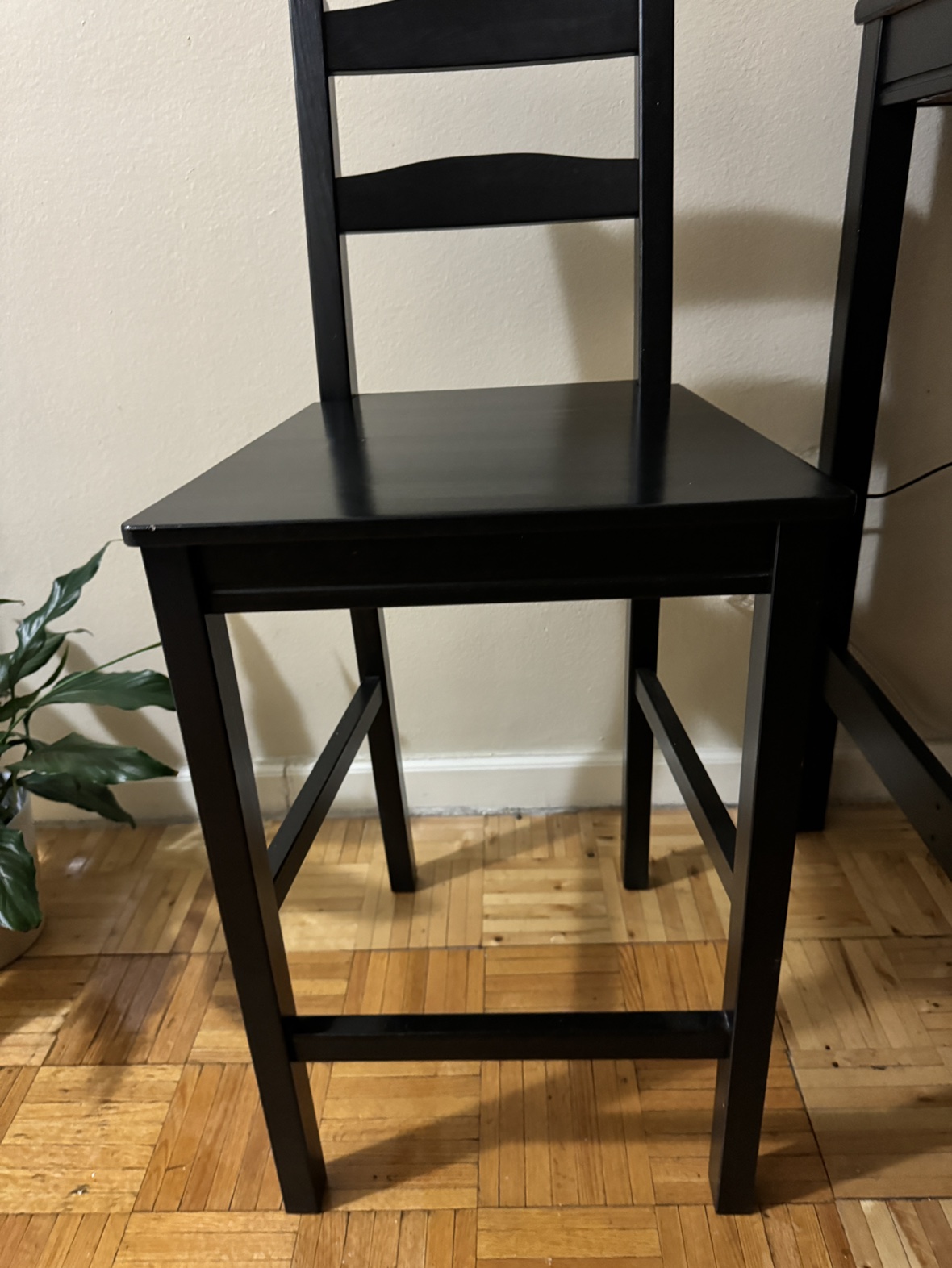Dining Table - photo 3