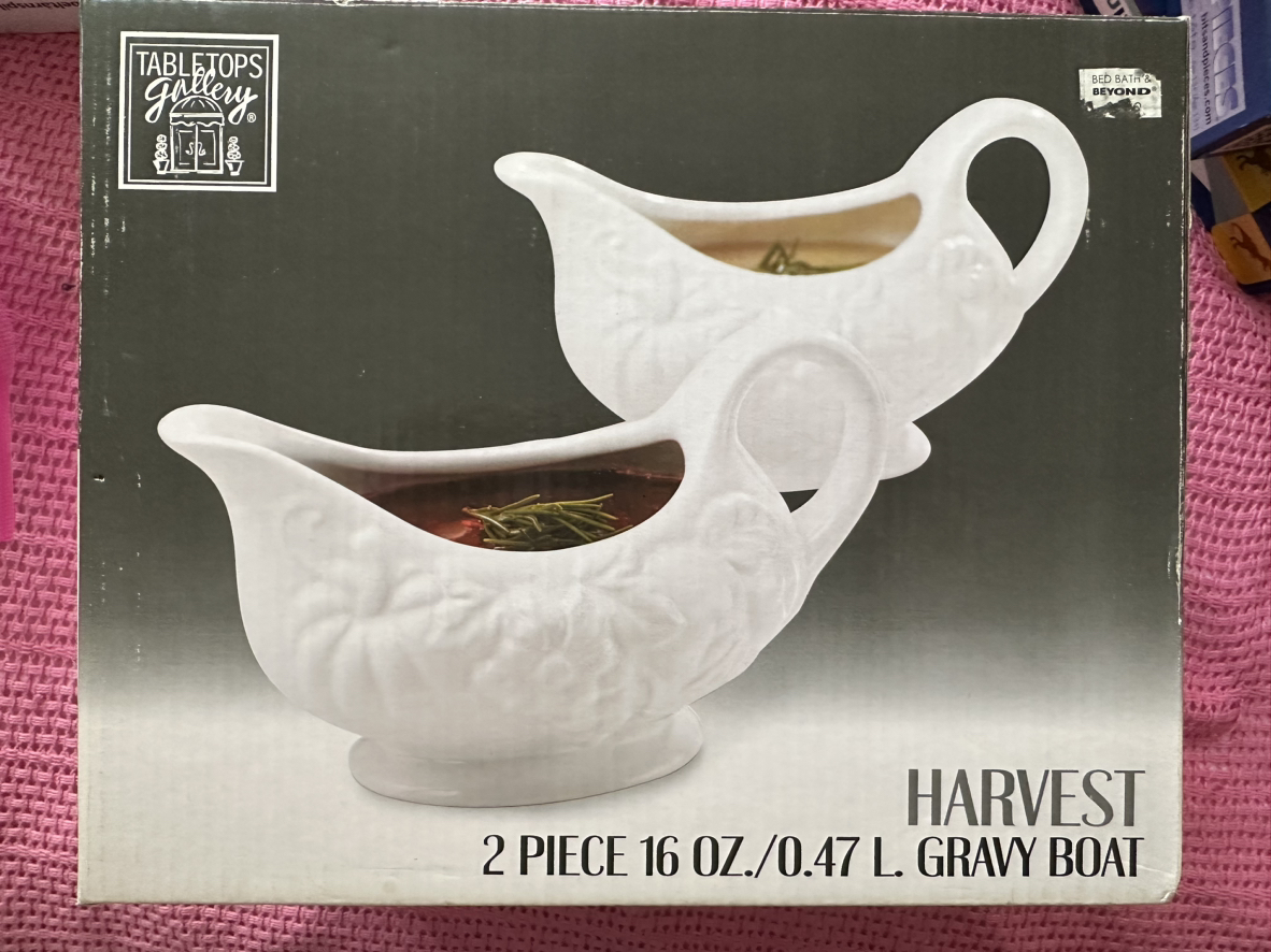 Gravy boats