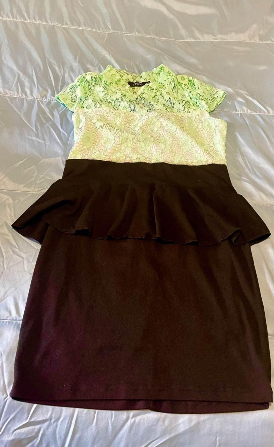 Party Dress image indicator(2)