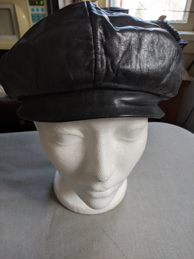 Wilson's vintage leather cap image indicator(2)