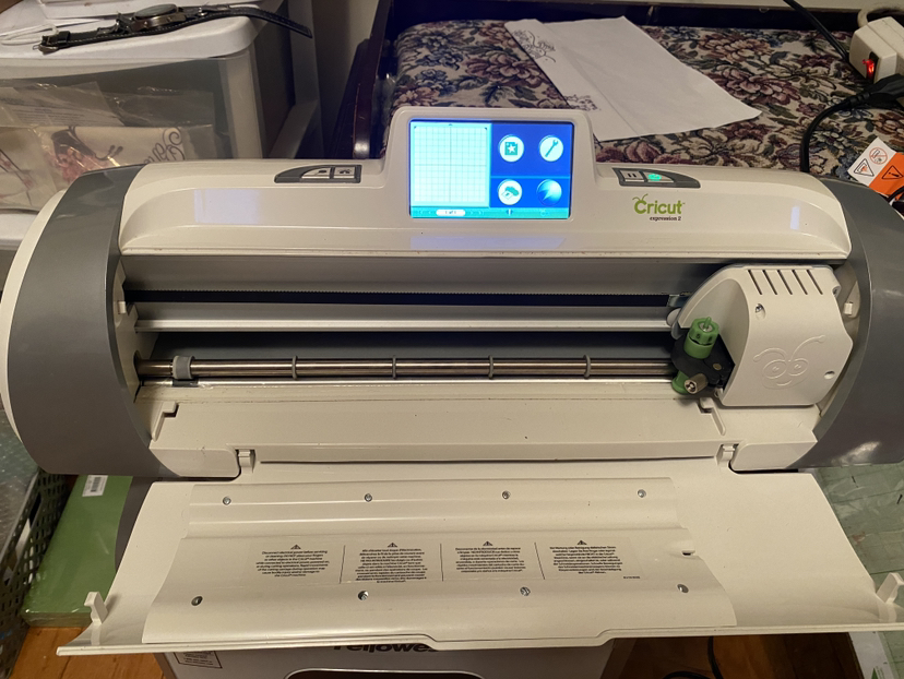 Cricut Expression 2 Electric Cutting Machine Bundle - photo 3