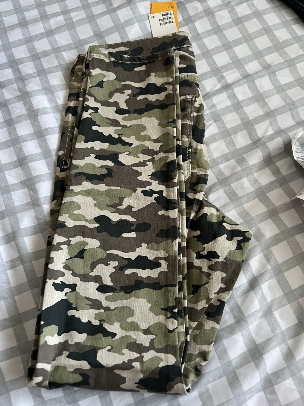 camouflage pants thumbnail