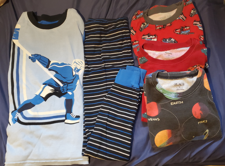 Boys sleepwear size 10 thumbnail