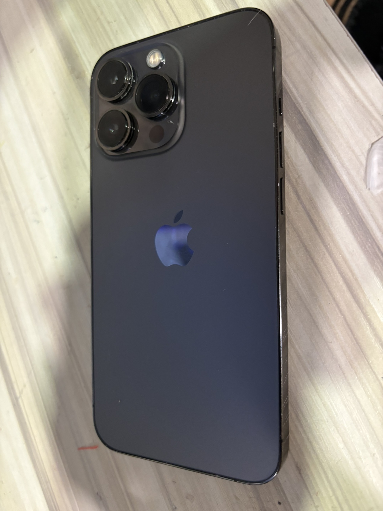 iPhone 13 Pro - photo 3