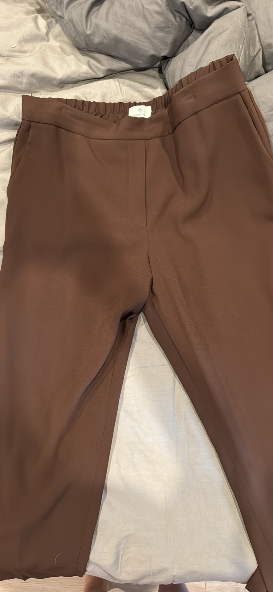 Aritzia Pants (3 pairs) - Conan Crop Size 14 image indicator(4)