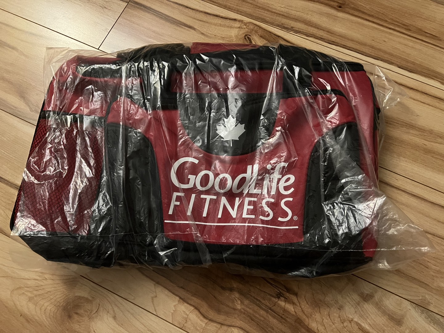 Goodlife gym bag thumbnail