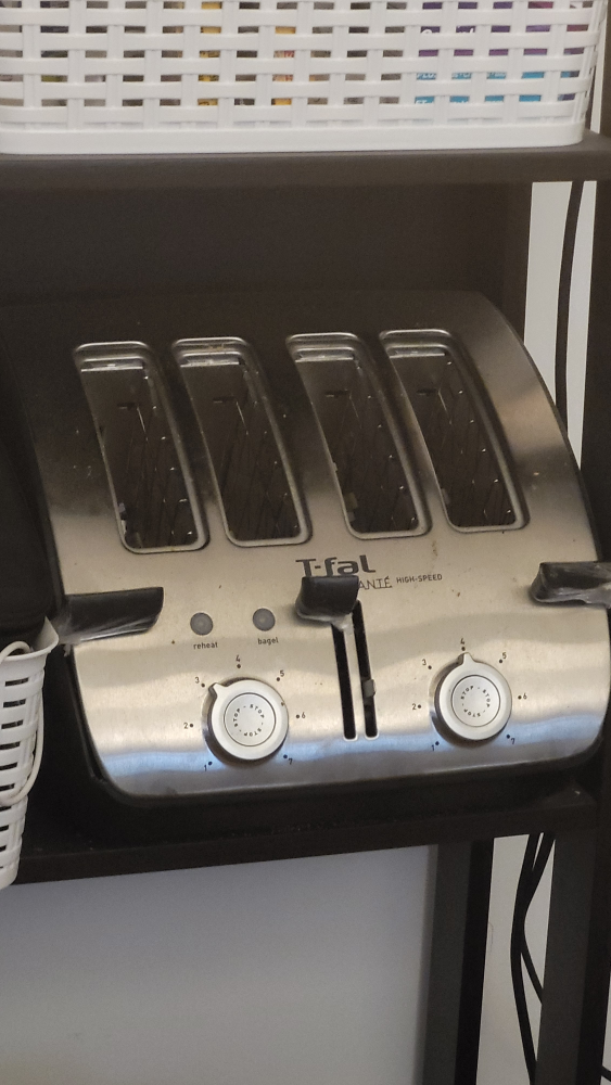 T-fal Avante 4 slices toaster