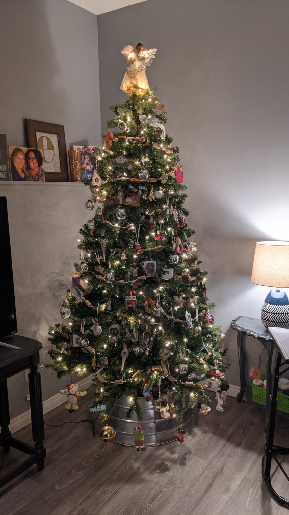 Christmas Tree with Storage Bag and Metal Tree Collar