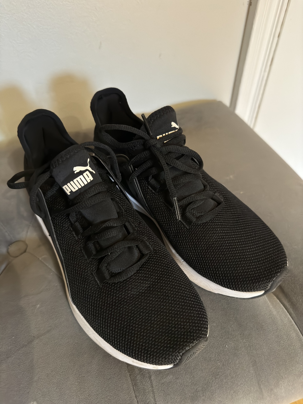 Puma shoes image indicator(2)