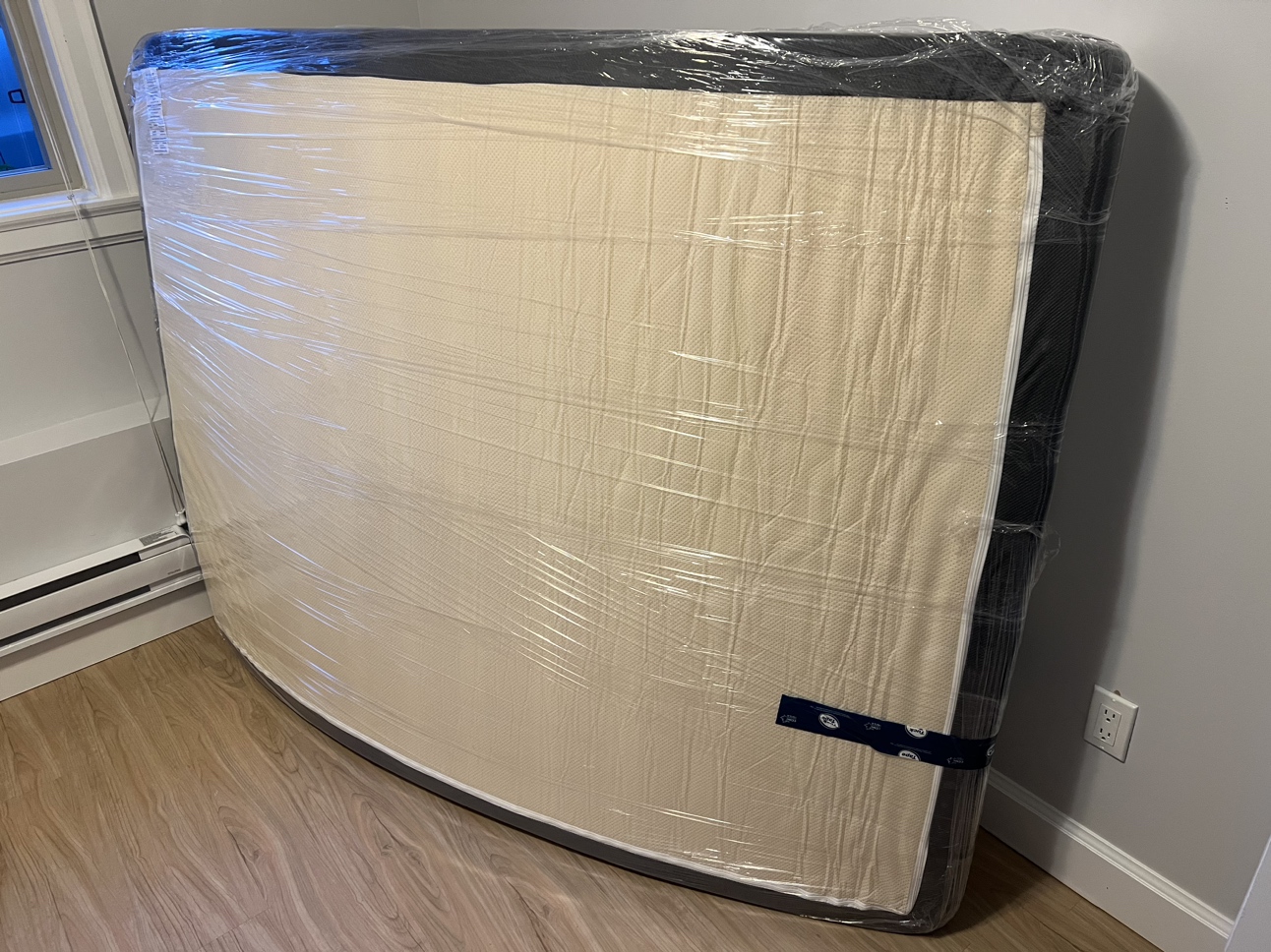 Mattress - double - 10 in thick