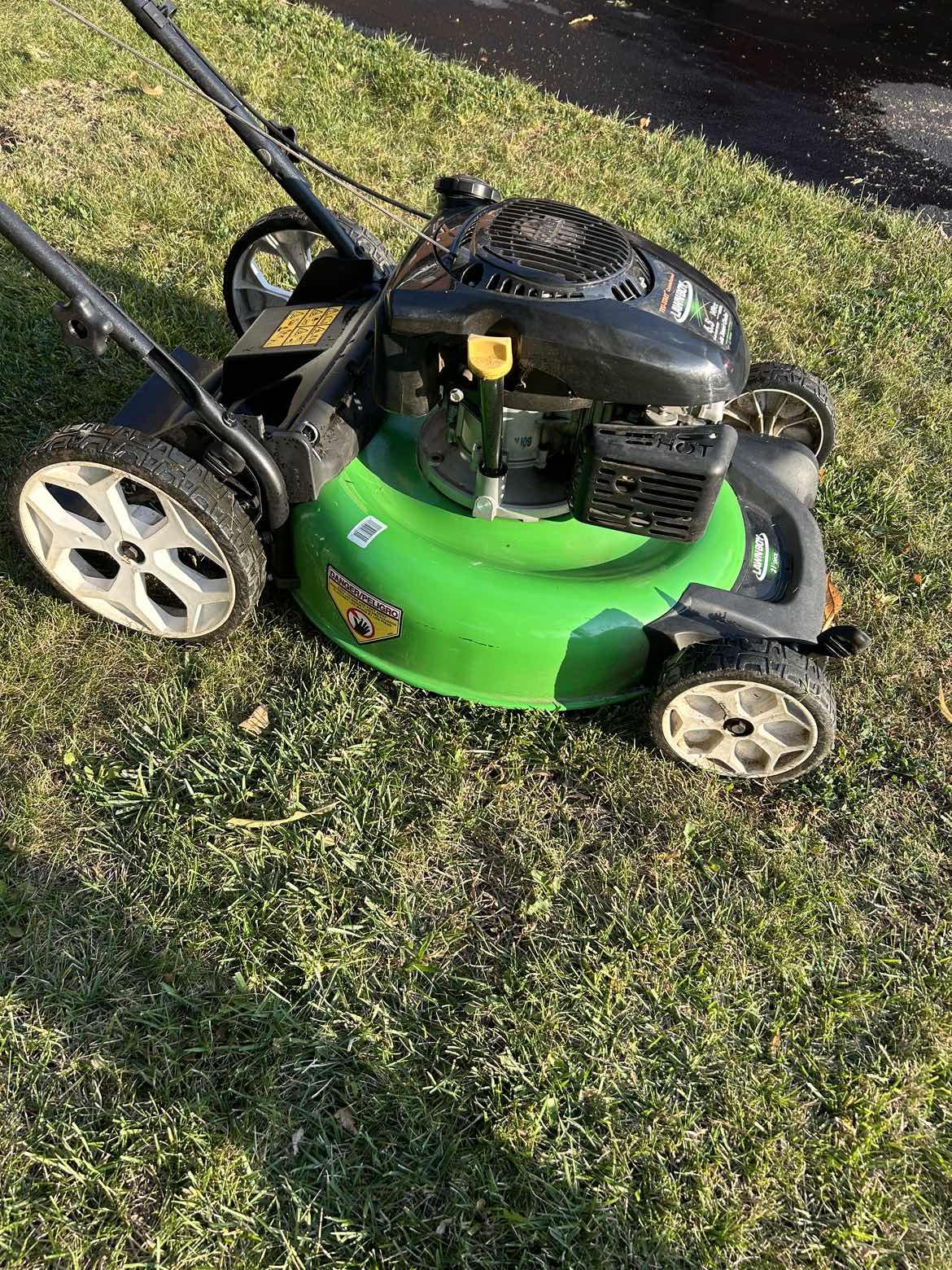 LAWNBOY 21”  deck Mulching/Rear Bagging GAS lawn mower   EUC - photo 5