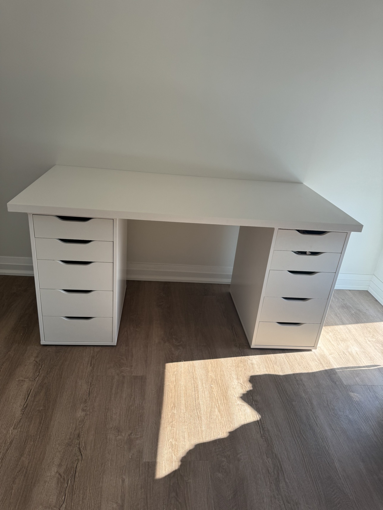 IKEA desk setup - 3pc thumbnail