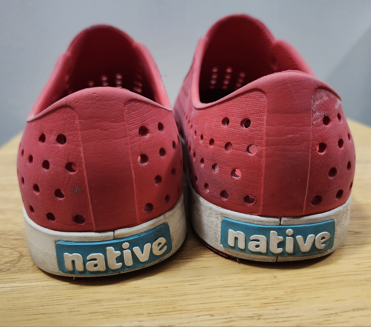 NATIVE JEFFERSON SLIP-ON SNEAKERS. Gender-neutral. Size M5 W7 image indicator(5)