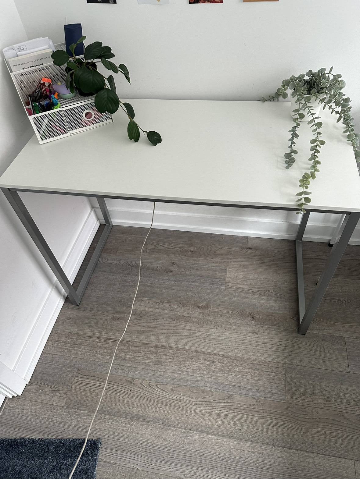 Study table in a very good condition! - photo 2