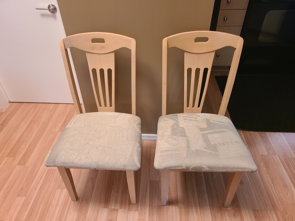 Ikea table and chairs - photo 4