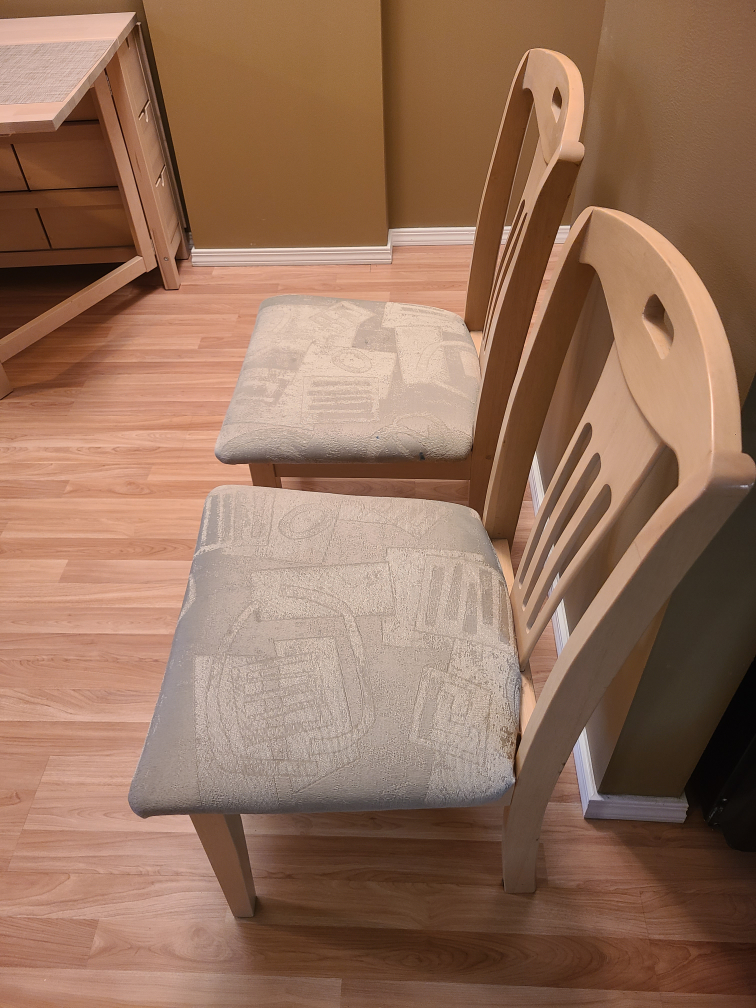 Ikea table and chairs - photo 5
