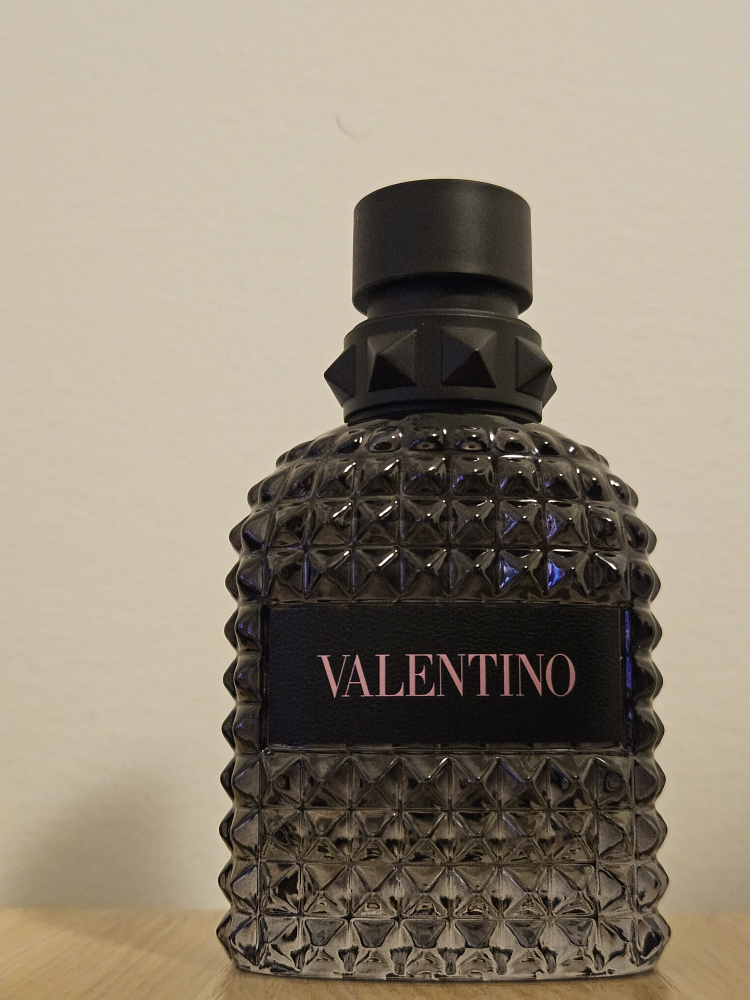 Valentino Born in roma 50ml (up to 50%off!!!)