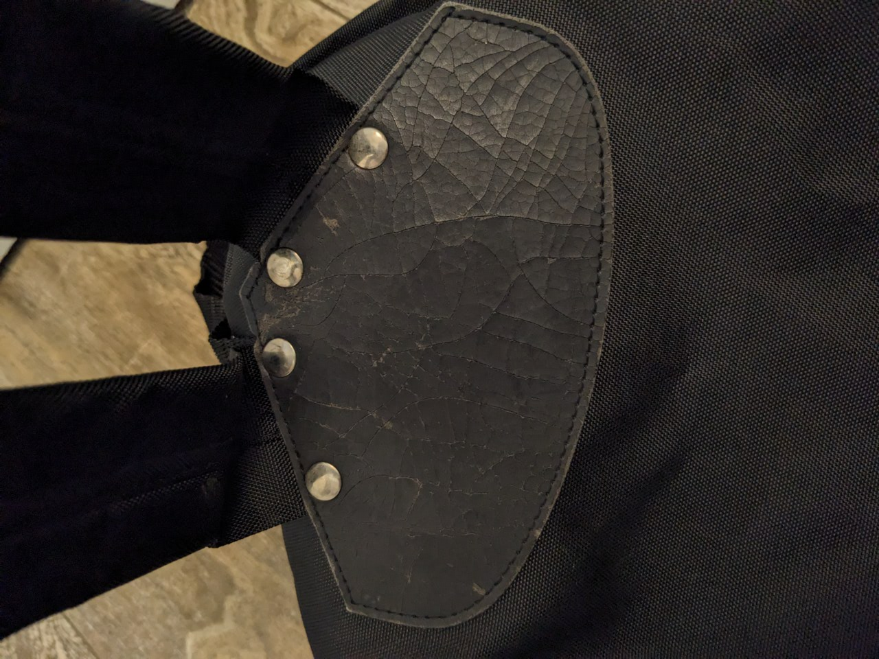 small backpack image indicator(3)