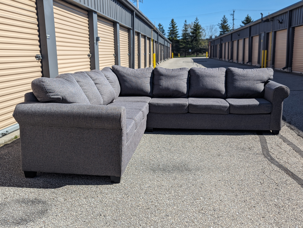 Free Delivery - Large Grey Comfy 7 seater Sectional Couch/ Sofa - photo 3