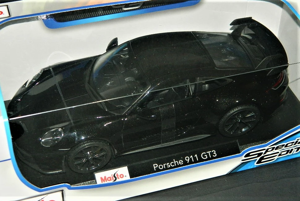 Maisto 1:18  Porsche 911 GT3 Yellow $65 - photo 3