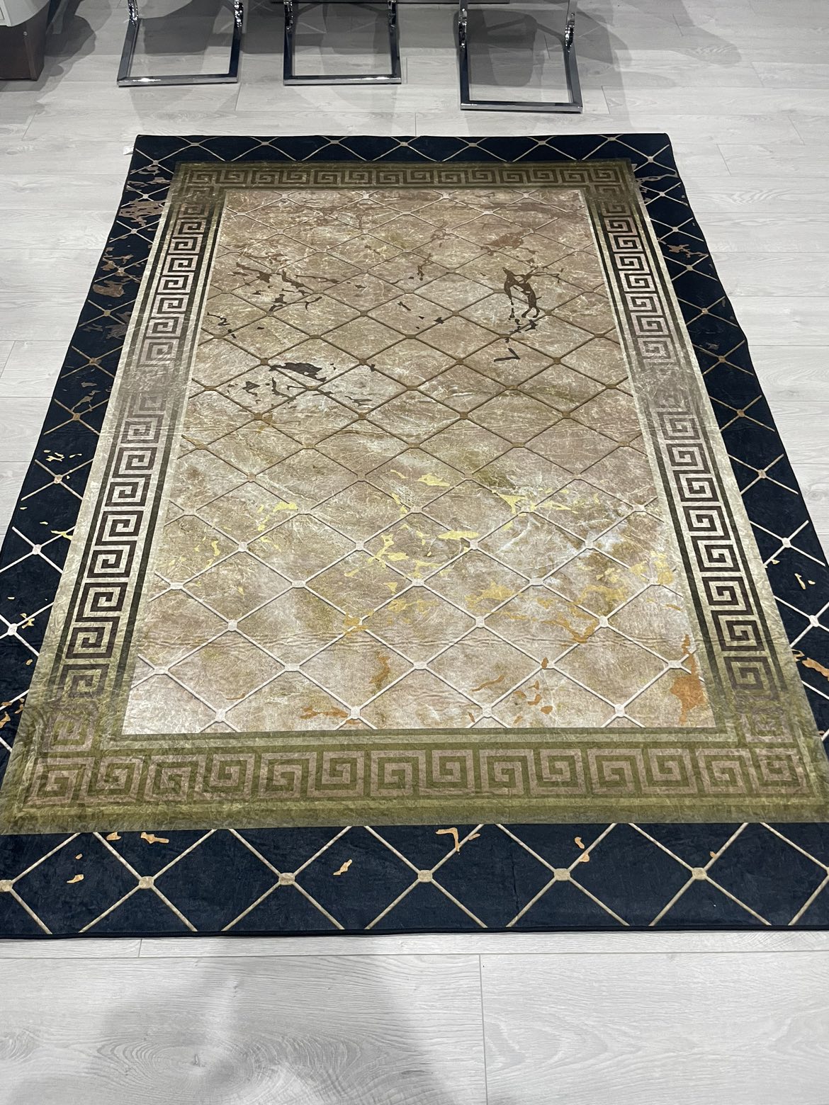 Large/ lightweight Carpet