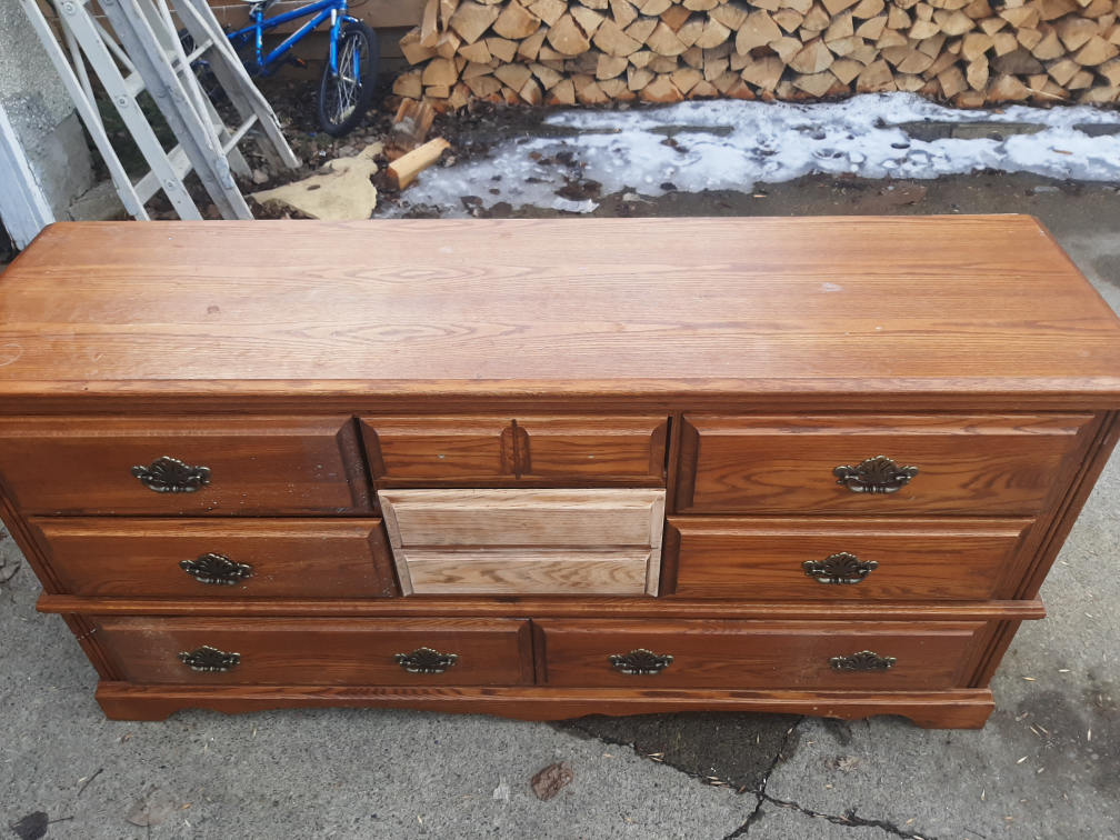 solid oak dresser. was a project.  don't have time.