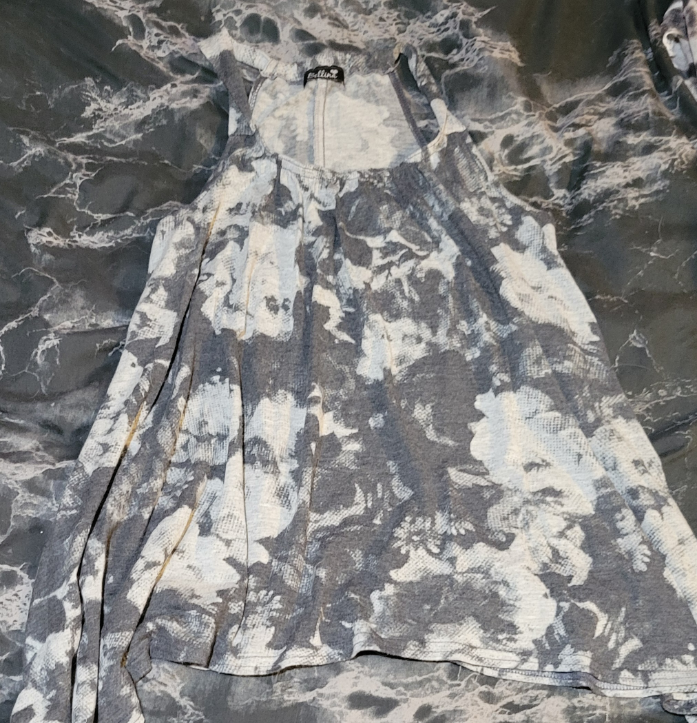 Xl ladies clothes for sale image indicator(5)