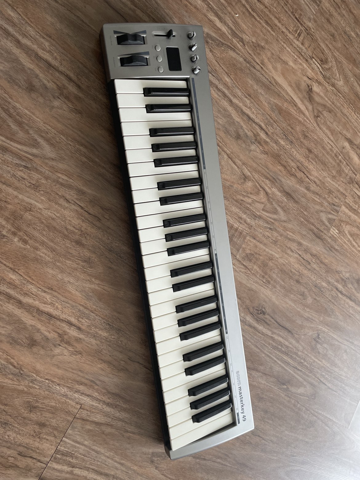 Acorn Masterkey 49 Midi Keyboard
