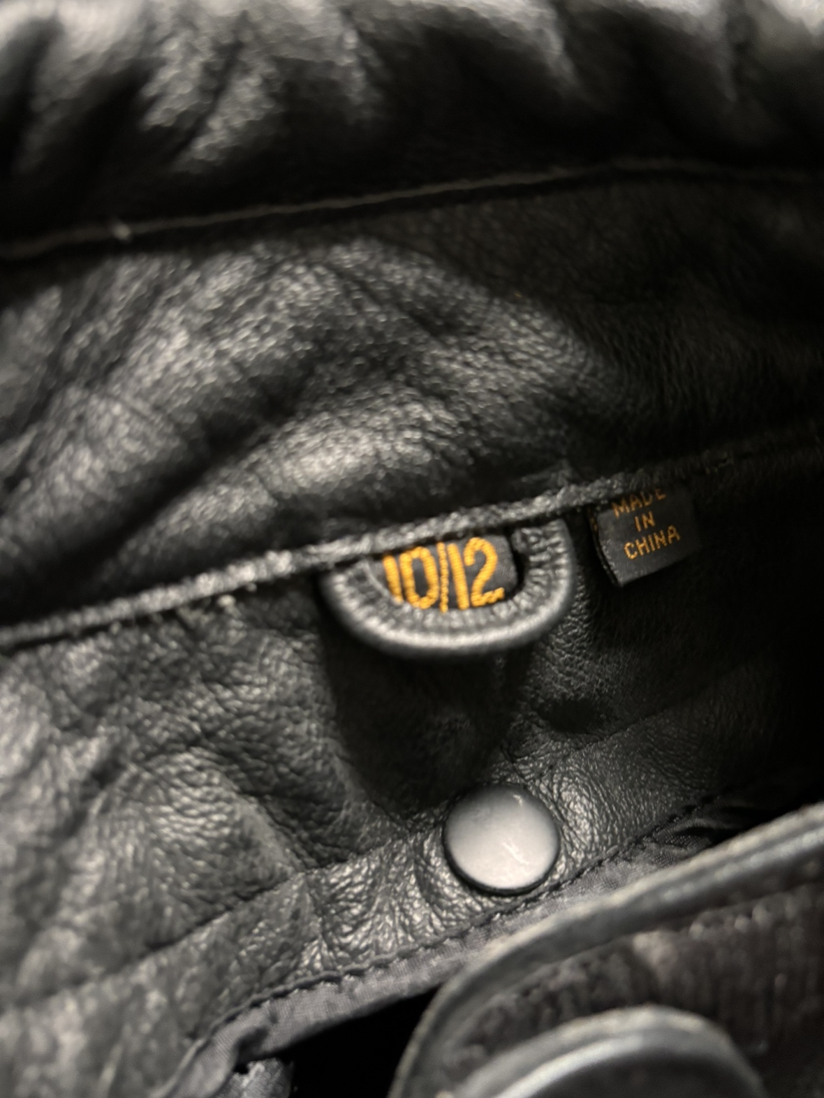 HJC Leather motorcycle jacket women/youth image indicator(5)