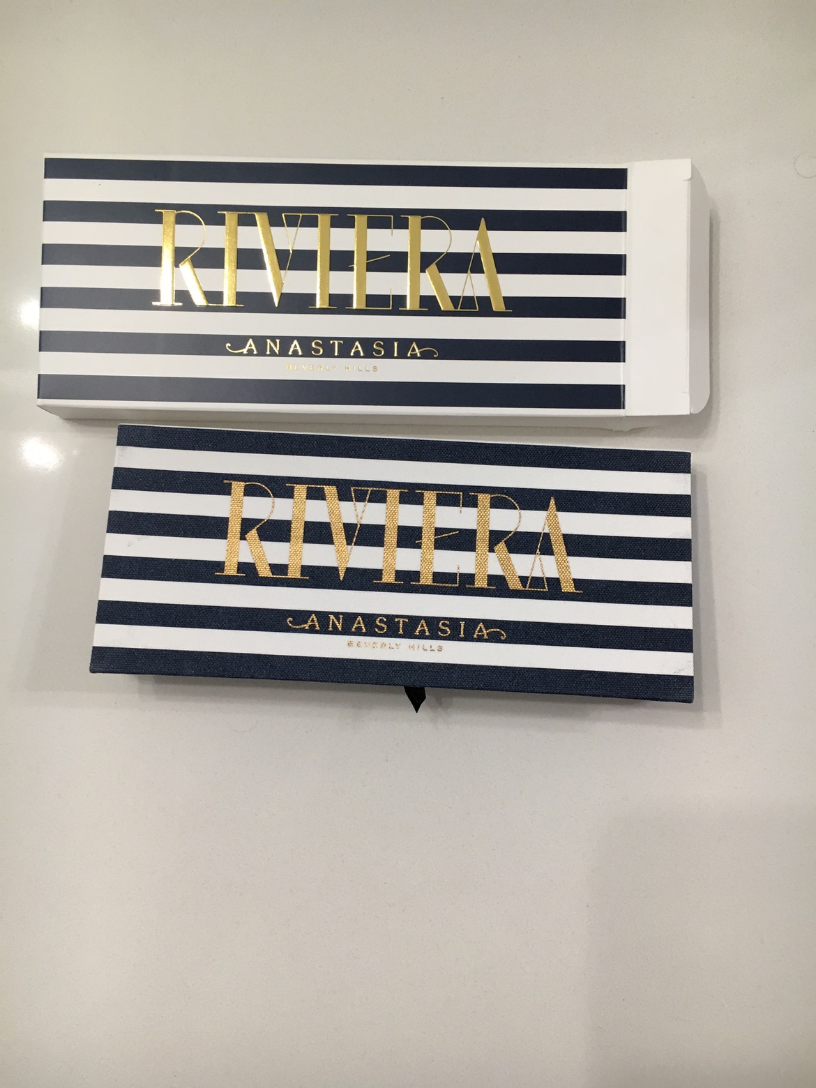 Eyeshadow palette image indicator(2)