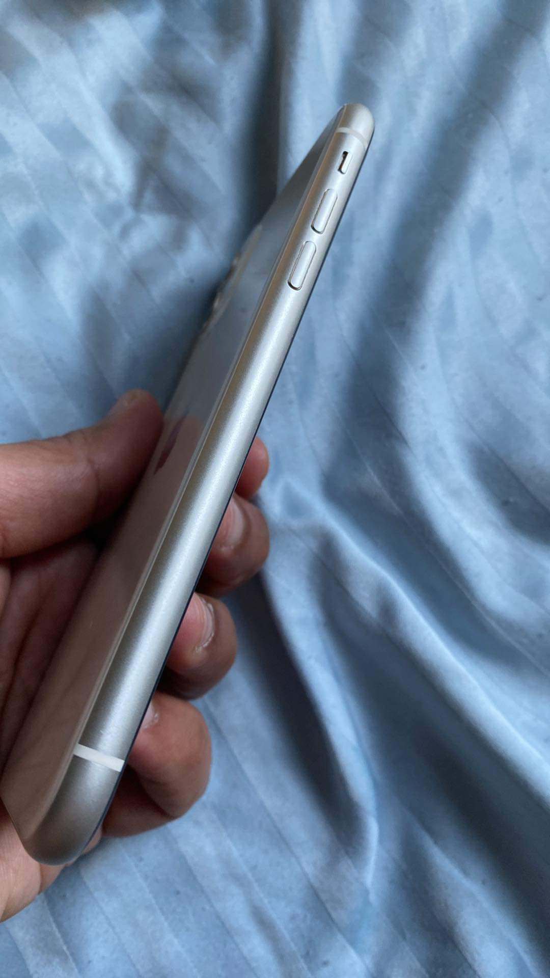 I phone 11 64g
