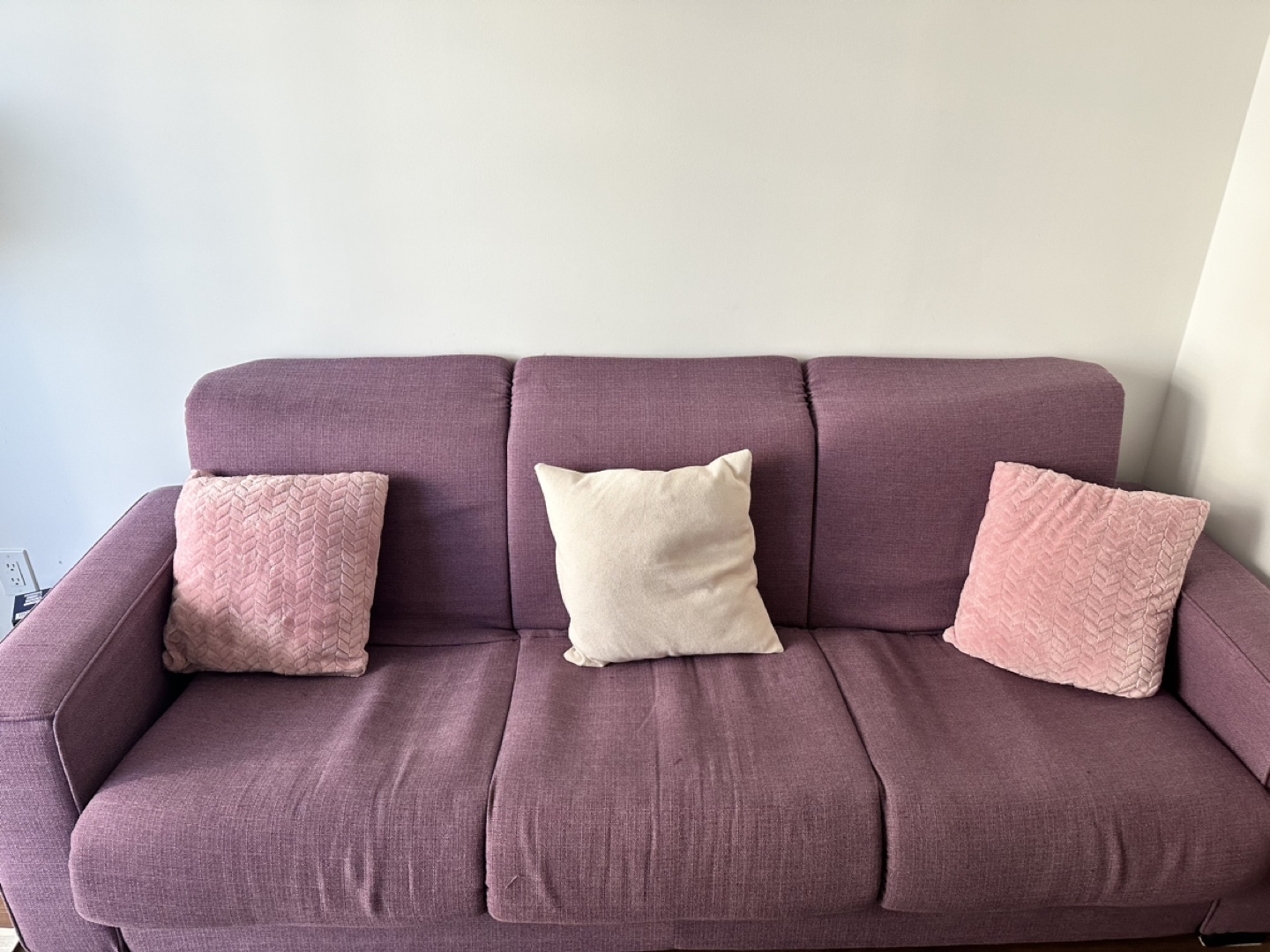 ( move out sale ) Sofa cum bed. 1 year old. Totally clean - photo 2