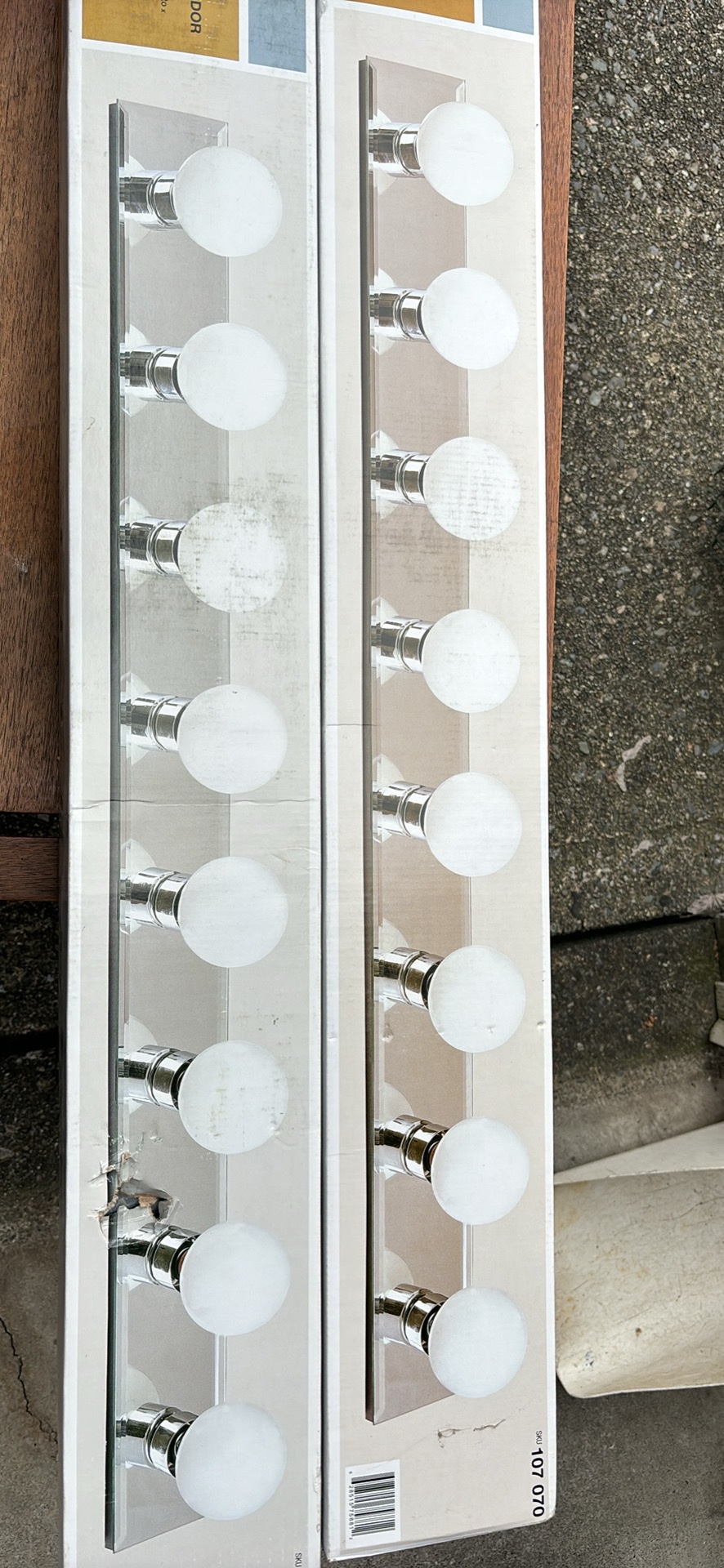 Vanity Fixture- Hampton Bay (2 boxes) - photo 2
