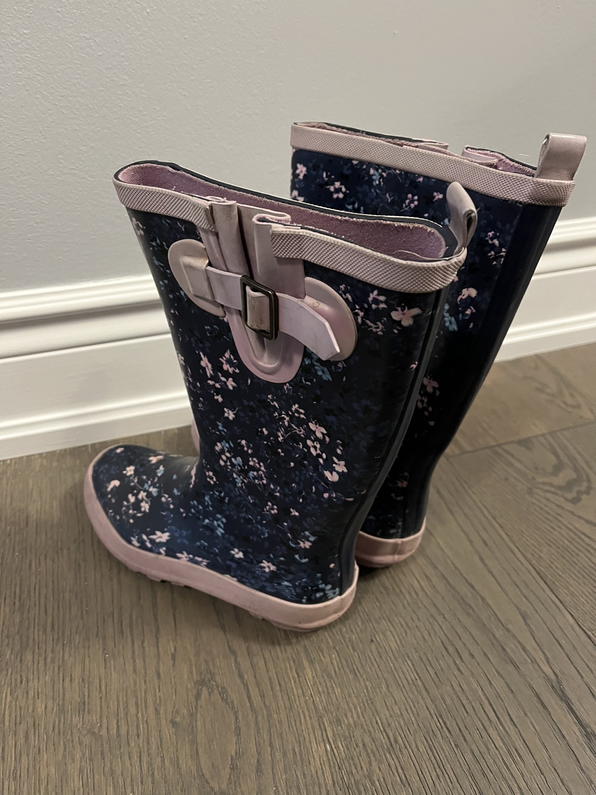 Joe fresh girls purple rain boots sz 2T EUC image indicator(2)