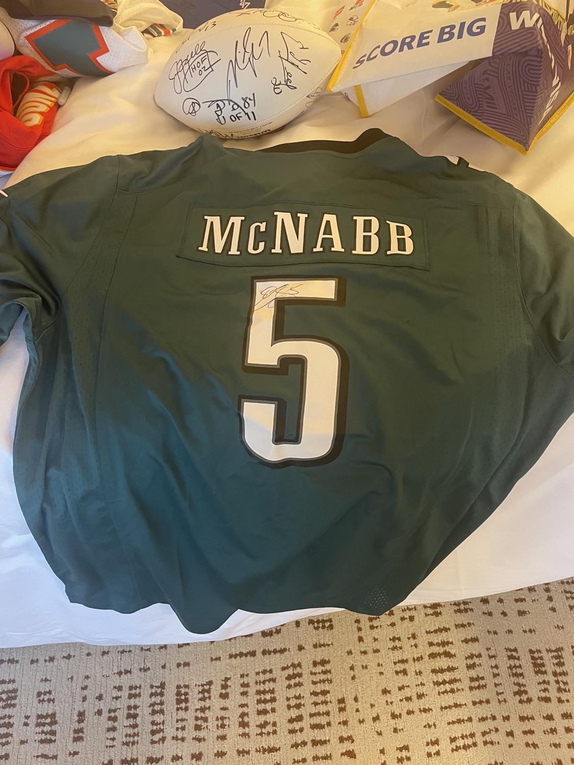 Donavan McNab Signed Jersey