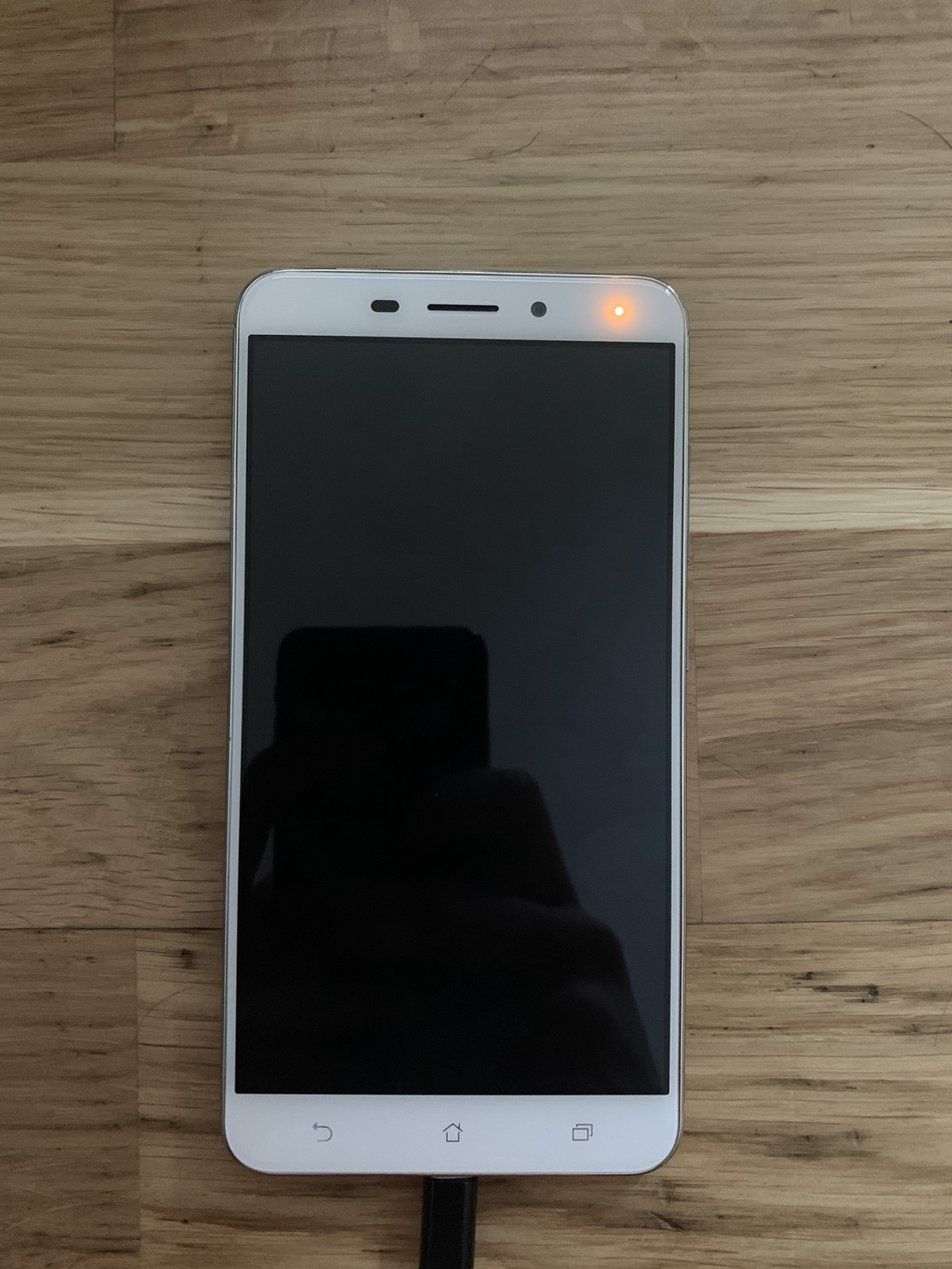 Asus ZenFone 3 Laser 1/3 - photo 2