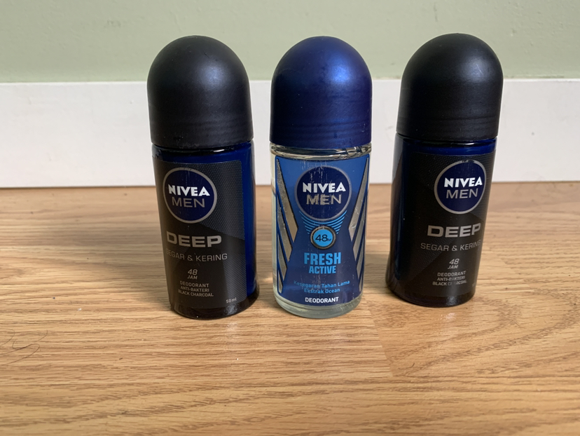 Men’s deodorant (3 bottles) thumbnail