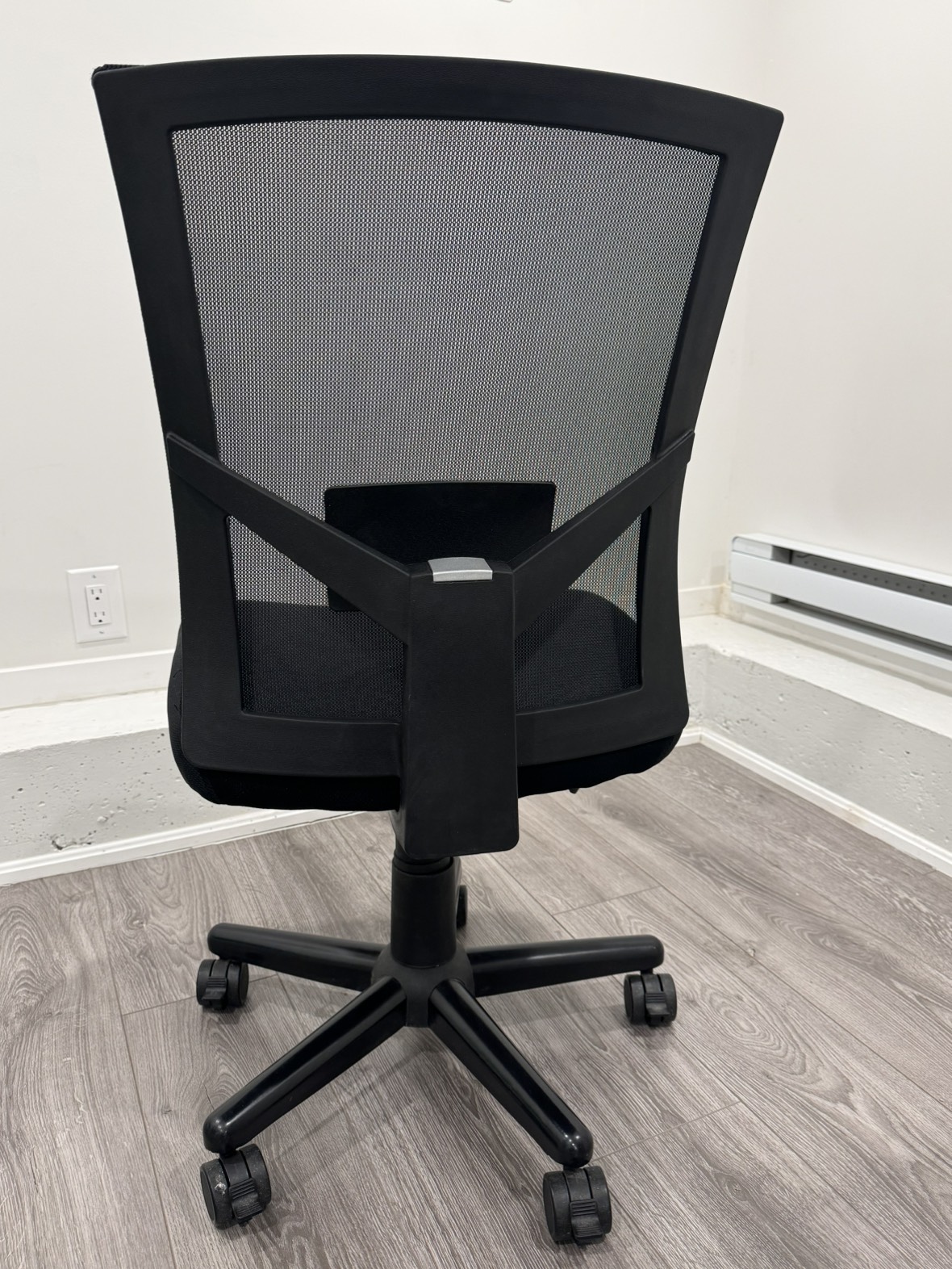 Office Chair - photo 3