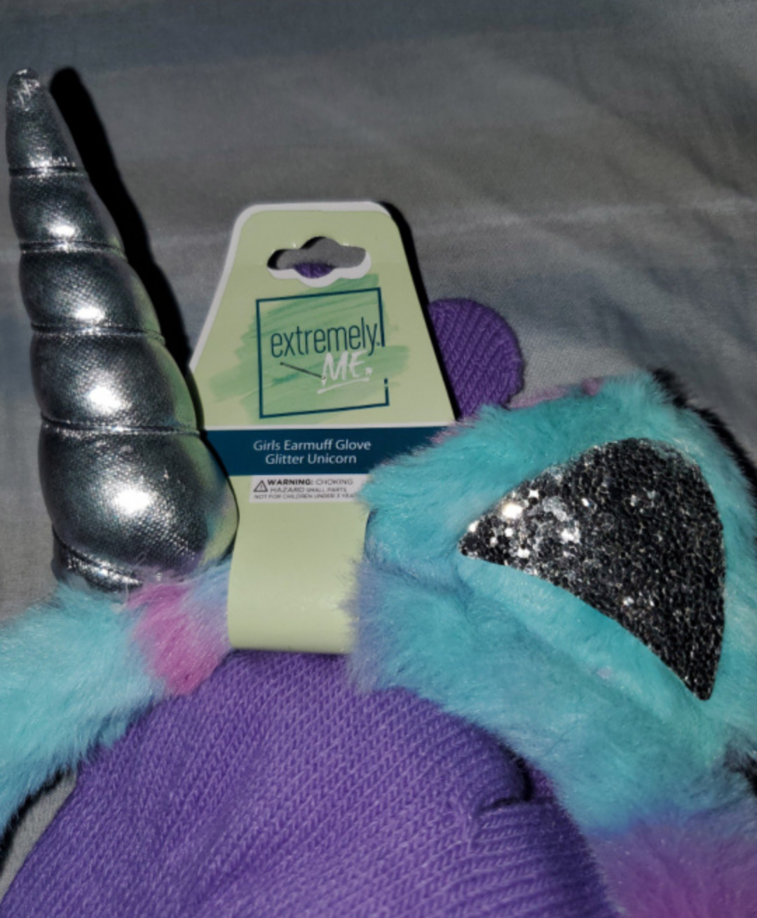 Girl's earmuffs and gloves set image indicator(3)