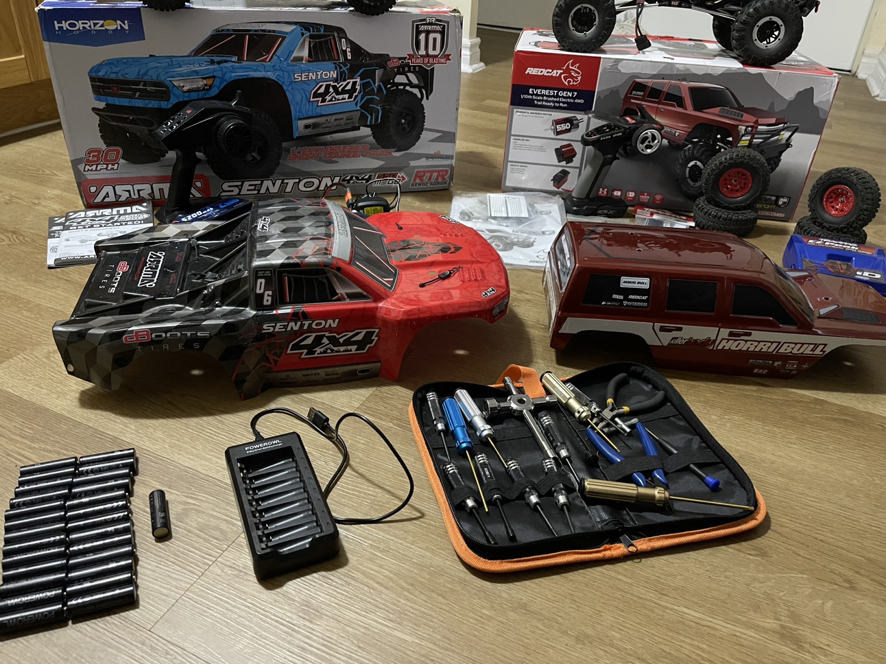 Rc cars. Arrma & Redcat image indicator(10)