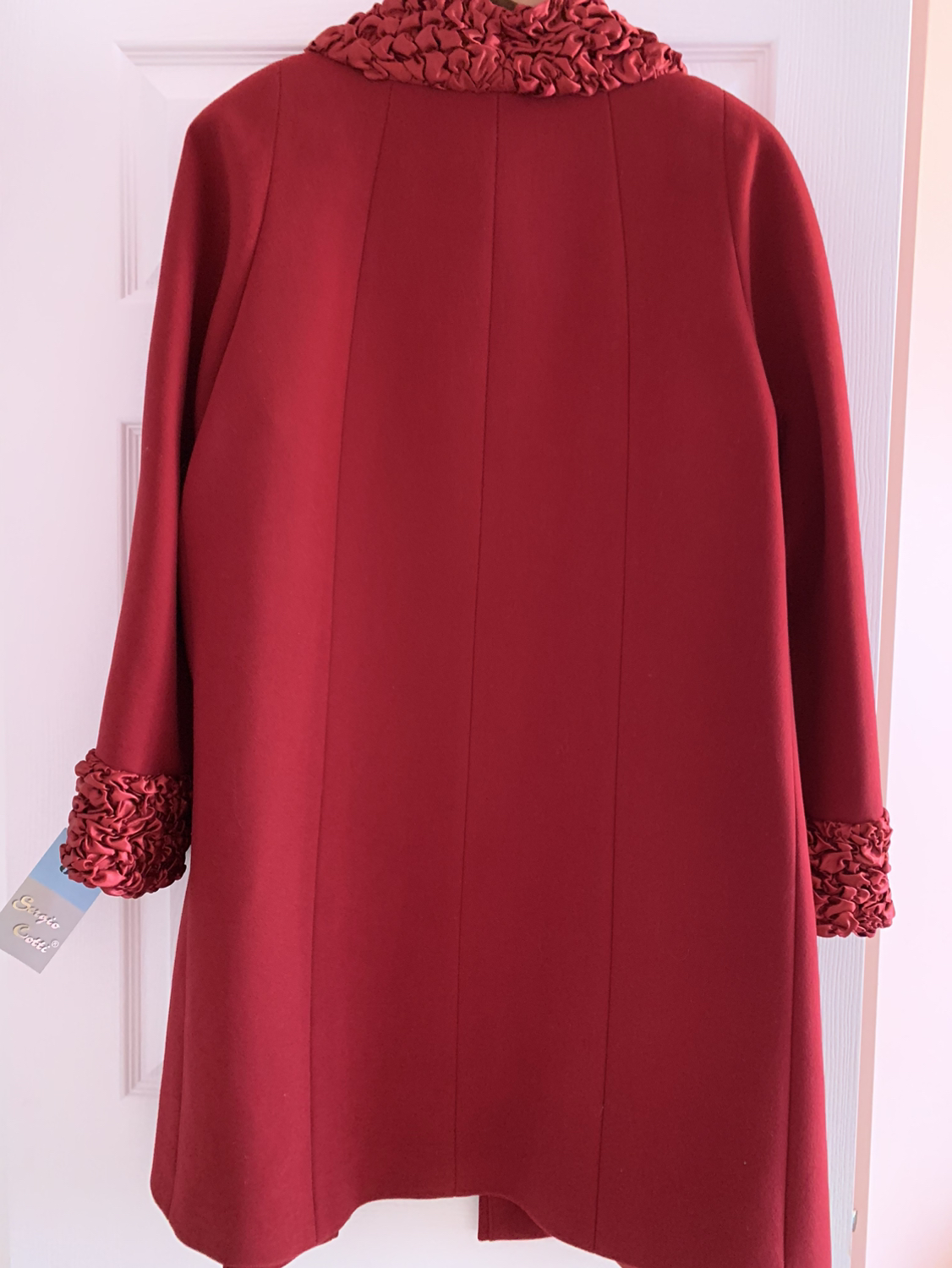 Coat, fall spring coat. Cherry color L/ XL, brand new. image indicator(5)