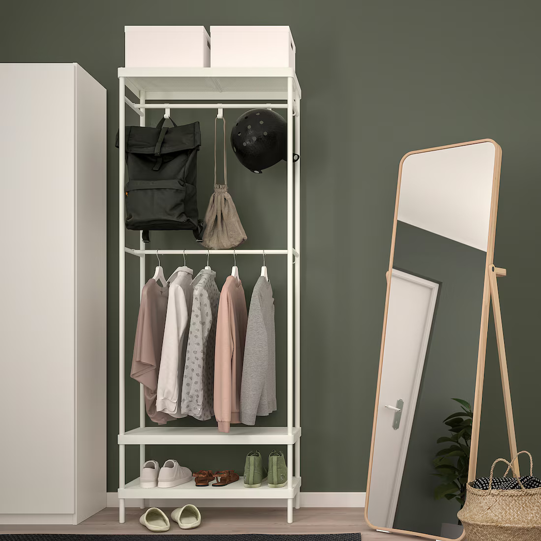 IKEA coat rack with shoe storage - photo 3