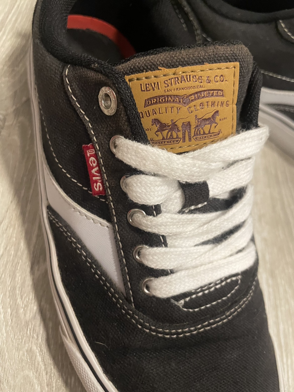 Levi’s Women’s Classic Sneakers! image indicator(3)