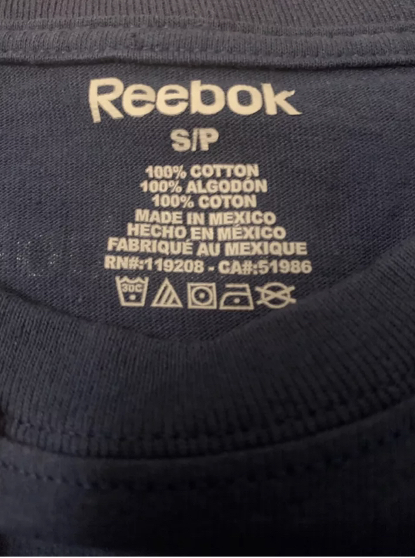 Reebok #34 Auston Matthews NHL T-Shirt Adult Size Small - photo 3