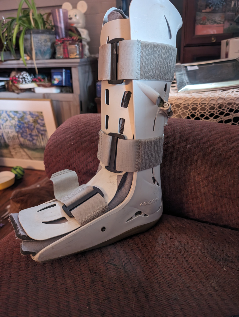 aircast boot with inflator - photo 4