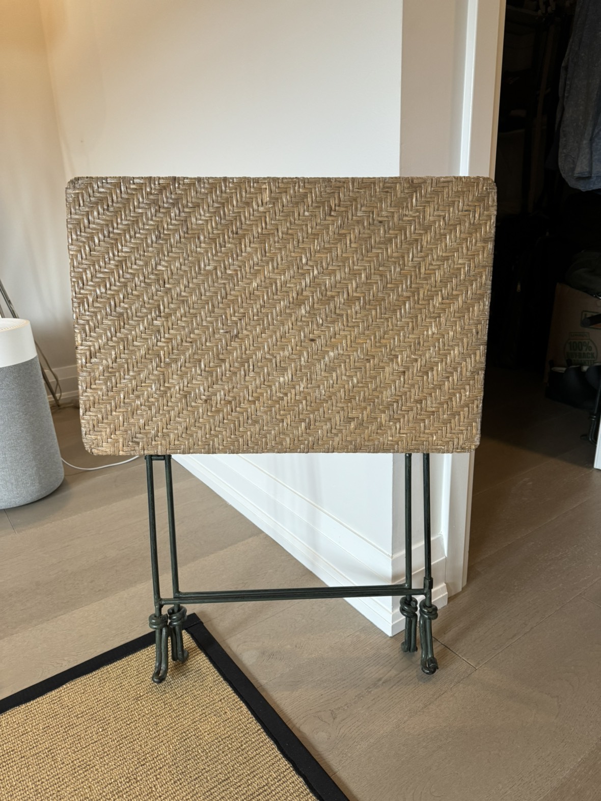 Folding TV/Side Tables x 2 - photo 3