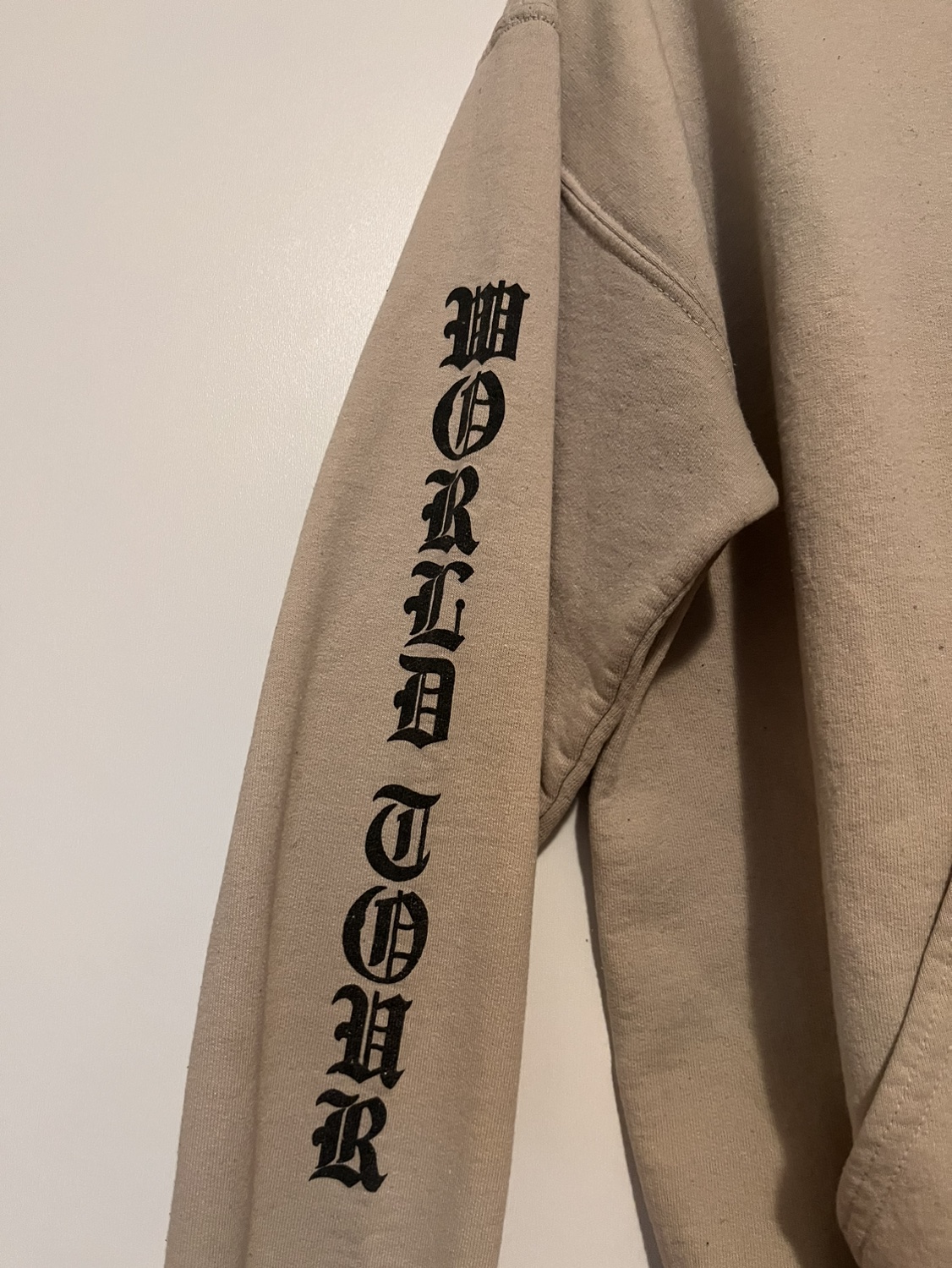 Sweaters 2x SMALL plus 1 FREE M image indicator(7)