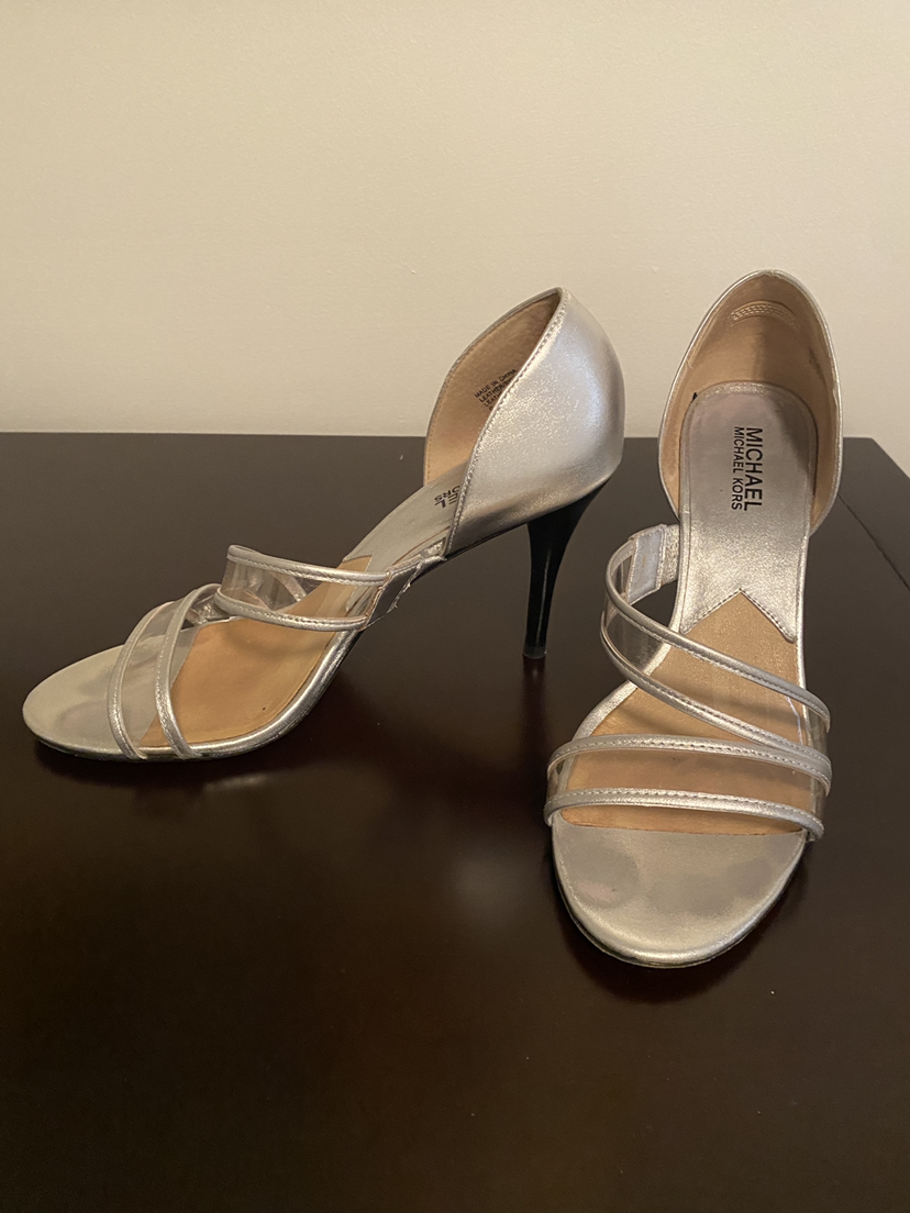 Michael Kors heels image indicator(3)