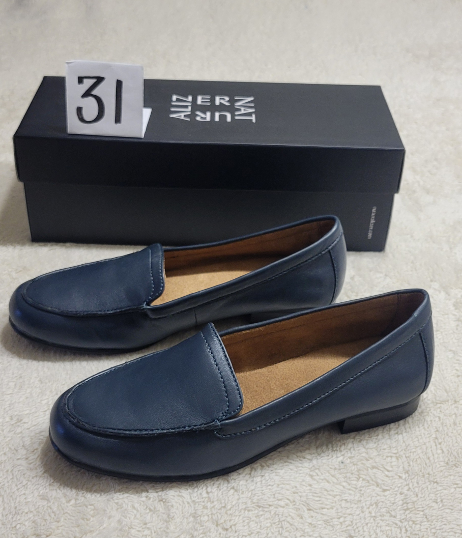 Naturalizer Women's Comfortable Shoes image indicator(3)